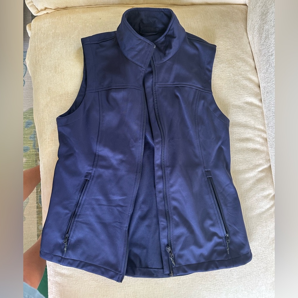 Women's Navy Scrub Vest